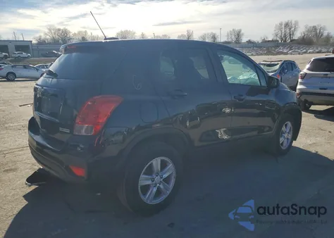 2022 Chevrolet Trax Ls z USA, uszkodzony, nr VIN KL7CJNSM1NB509773